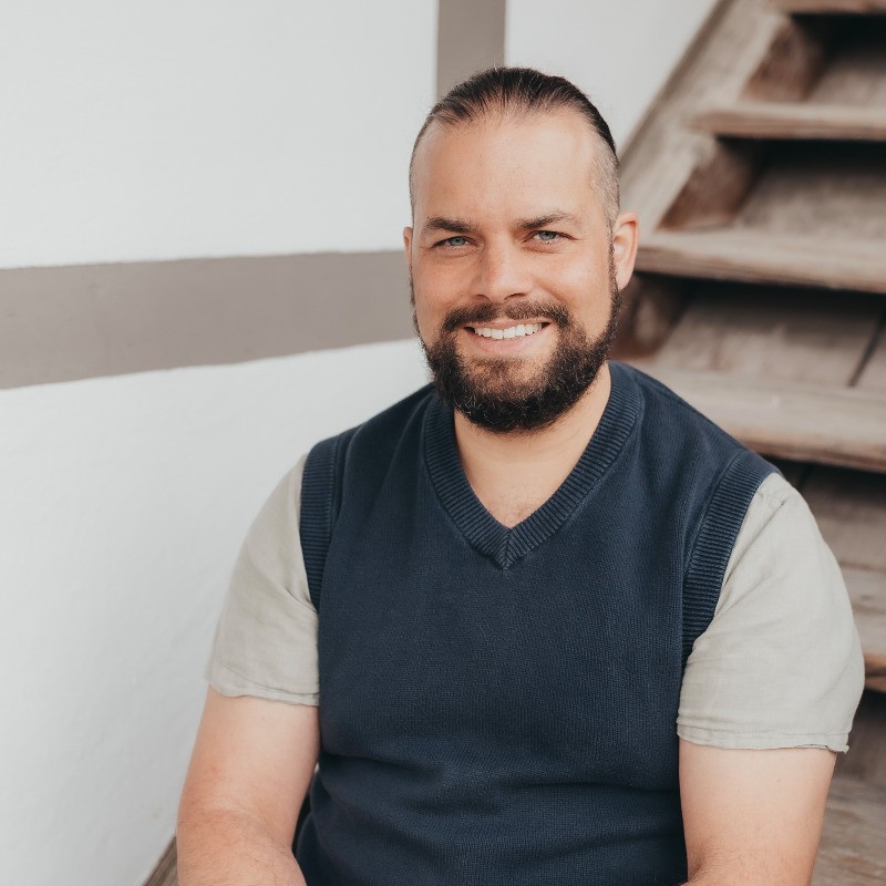 Portrait of David Flores